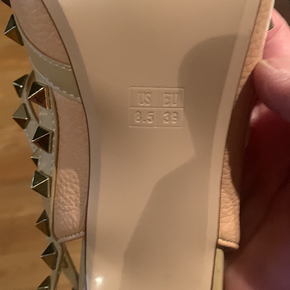 Dusty rose high heels size 8 1/2 with gold studs - Picture 7 of 7